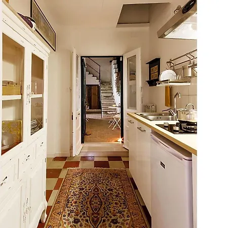 فندق مبيت وإفطار I Templari Self-contained برينديسي