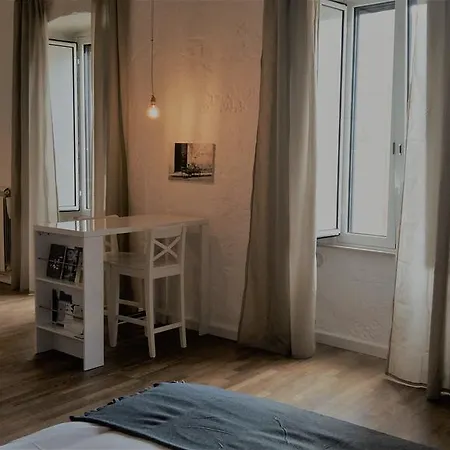 I Templari Self-contained