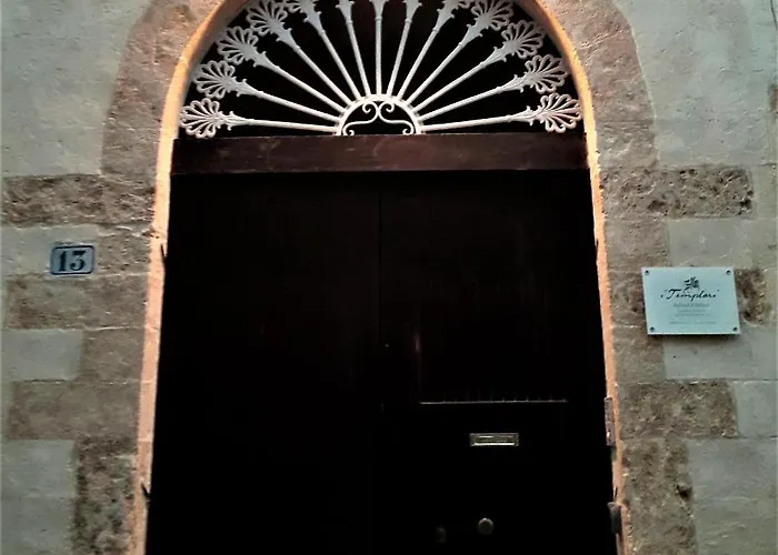 I Templari Self-contained 4*